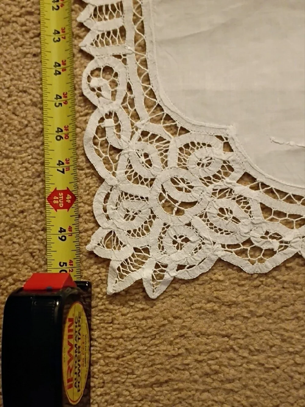 White Lace Embroidered Table Runner